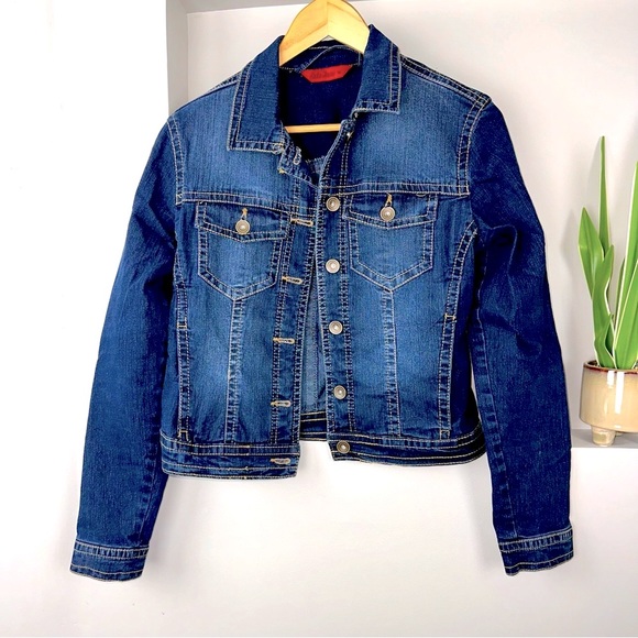 Suko Jeans Jean Jacket NWOT! Perfect condition. Size M - Picture 1 of 4